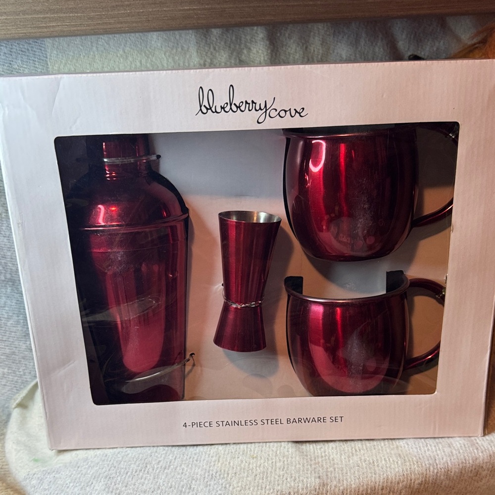 Red Stainless Steel Barware Set